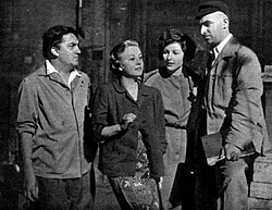 Federico Fellini junto a Giulietta Masina, Carla del Poggio y Alberto Lattuada en 1952