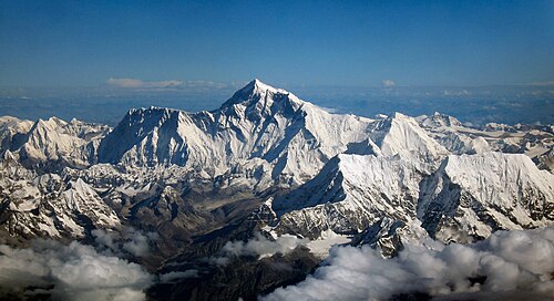 Detalle de la Banda Amarilla en las laderas del Everest