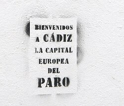 Grafiti sobre el paro en Cádiz