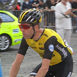 Retrato y datos deportivos del ciclista Bram Tankink