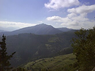 Vista general del monte Urko desde Arrate