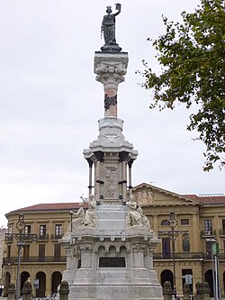 Monumento a los Fueros en Pamplona