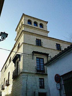 Fachada del Palacio Purullena