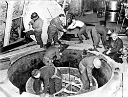 Grafito moderador en pila nuclear de uranio, en Haigerloch, Alemania (1945)