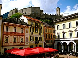 Elementos arquitectónicos medievales en Bellinzona