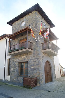 Fachada del Ayuntamiento de Sigüés