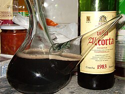 Porrón tradicional de vino