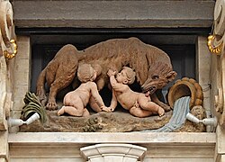 Estatua de la loba amamantando a Rómulo y Remo en Bruselas.