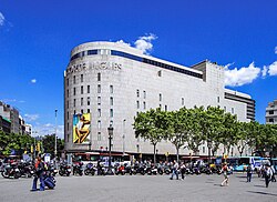 Vista general de un establecimiento de El Corte Inglés en Barcelona.