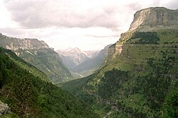 Valle de Ordesa dentro del parque nacional