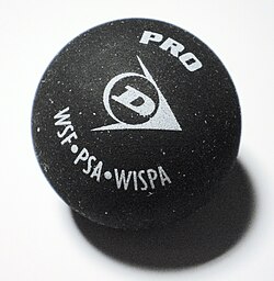 Pelotas de squash con diferentes marcadores de color