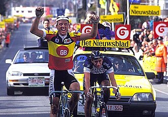 Johan Museeuw celebrando una victoria