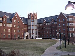 Residencia Liggett Koenig en el campus universitario