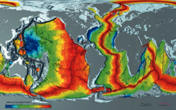 Mapa que muestra la edad estimada del fondo marino