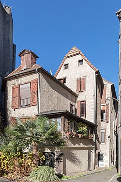 Ejemplo de arquitectura tradicional en Pau