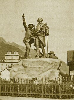 Monumento en Chamonix-Mont-Blanc en honor a Horace-Bénédict de Saussure junto a Jacques Balmat