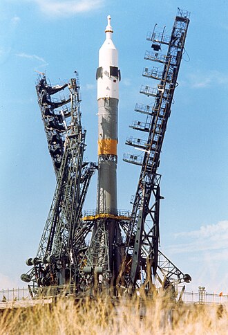 Cohete soviético Soyuz-U en el Cosmódromo de Baikonur, en Kazajistán