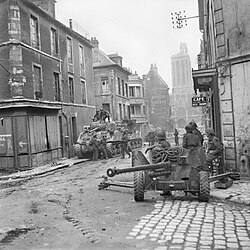 Tanques en Caen en 1944
