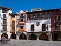 Ayuntamiento y plaza mayor de Graus