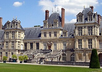 Vista general del Palacio de Fontainebleau