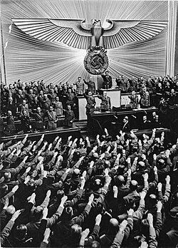 Sesión del Reichstag nazi en 1940