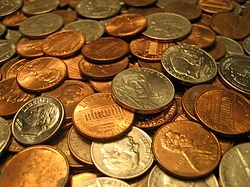 Monedas de Estados Unidos relacionadas con operaciones financieras.