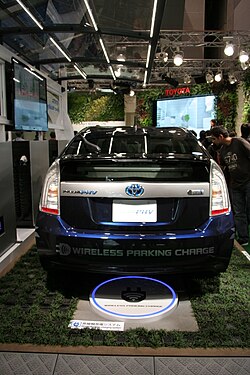 Prototipo de vehículo eléctrico equipado con un sistema de carga inalámbrica de sus baterías