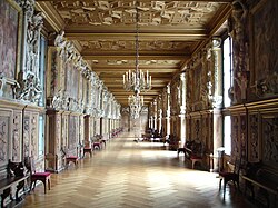 Galería de Francisco I en el Palacio de Fontainebleau.