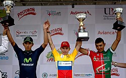 Miguel Ángel López en el podio de la Vuelta de la Juventud 2014