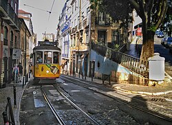 Recorrido 28, el más emblemático de los tranvías de Lisboa.