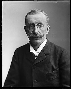 Retrato e información biográfica de Arthur Hoffmann