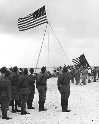 Rendición de las tropas japonesas en la isla en 1945