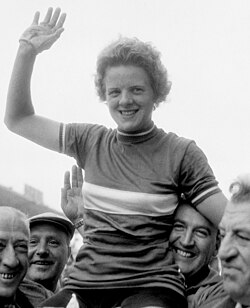 Fotografía de Elsy Jacobs en el año 1958