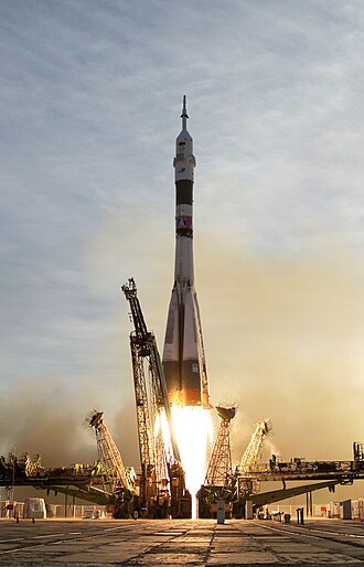 Lanzamiento de un cohete Soyuz desde el Cosmódromo de Baikonur