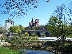 Vista general de estructuras urbanas tradicionales en Limburgo del Lahn