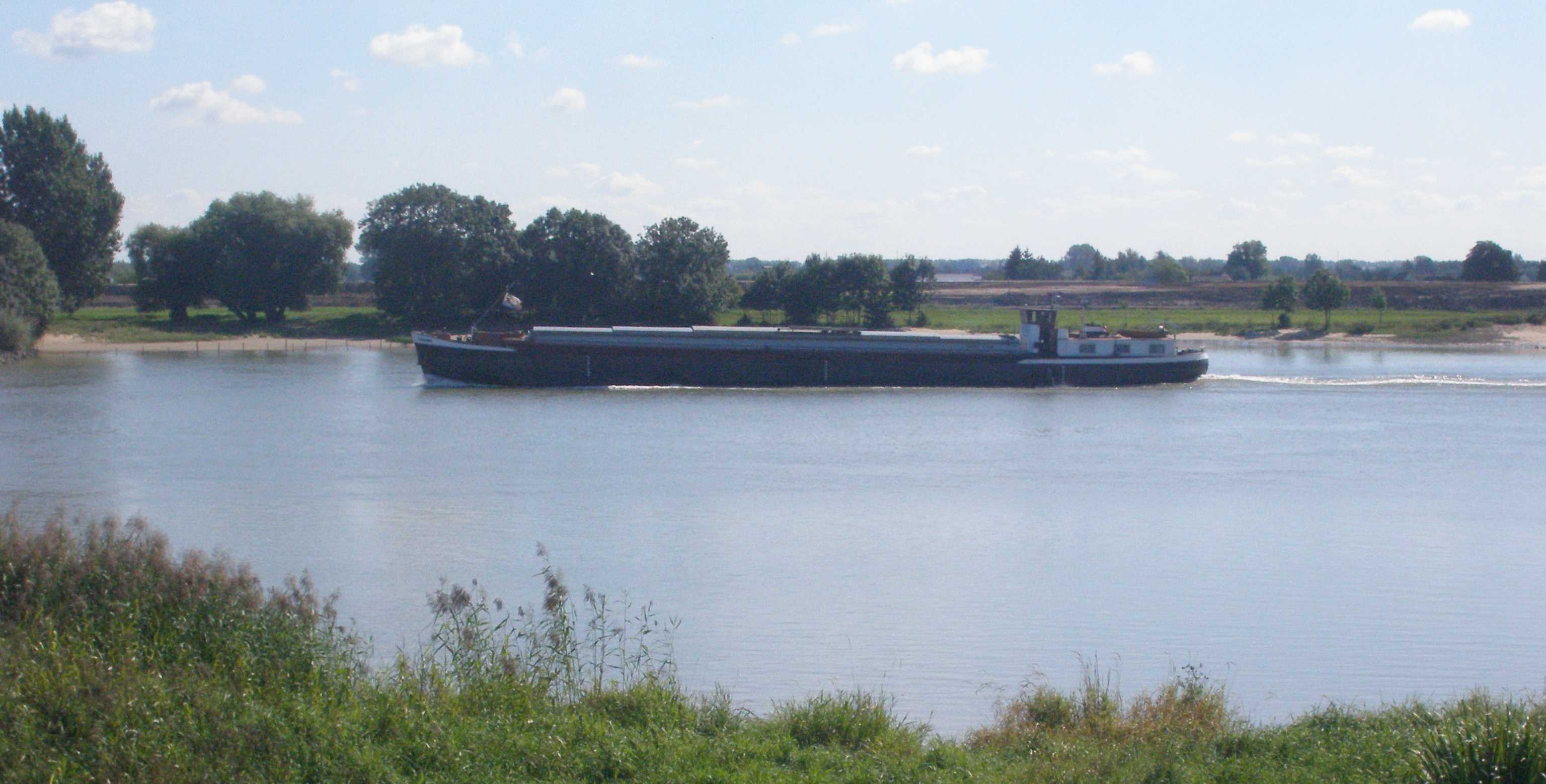Vista del río Lek cerca de Nieuwegein