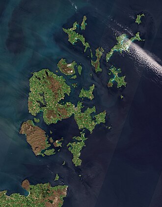 Restos arqueológicos y monumentos de las islas