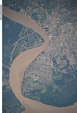 Vista satelital de Paramaribo desde el espacio