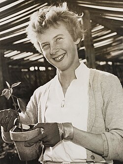 La atleta australiana Betty Cuthbert, ganadora de tres medallas de oro.