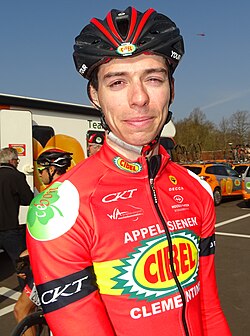 Retrato del ciclista Gianni Marchand