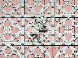 Detalle arquitectónico del templo