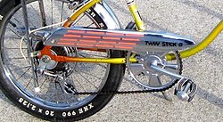 Guardacadenas Huffy Flaming Stack