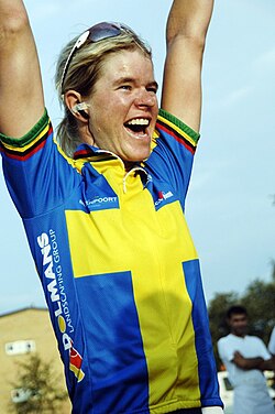 Retrato de la ciclista Susanne Ljungskog