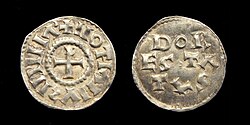 Denario carolingio de Lotario I acuñado en Dorestad
