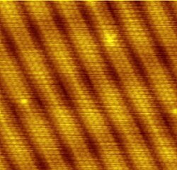 Imagen de reconstrucción sobre una superficie limpia de oro (100)