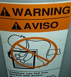 Depósito pequeño de agua