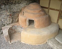 Horno romano preservado en el recinto arqueológico