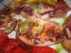 Ejemplares de calamares frescos
