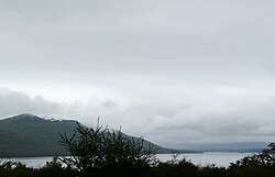 Paisaje del lago Yehuin en la Patagonia argentina