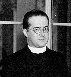Fotografía histórica de Georges Lemaître en 1933.